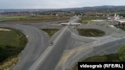 Početak radova na autoputu Banjaluka - Prijedor nekoliko puta se prolongira.