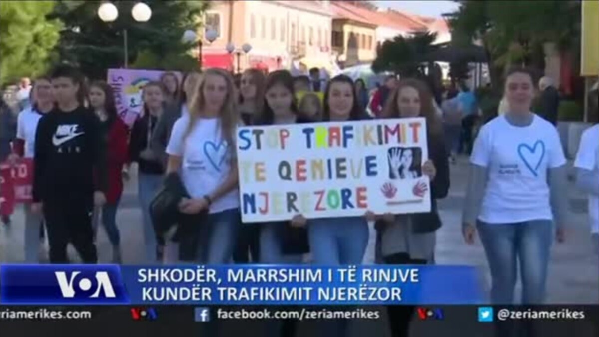 Billedresultat for ShkodÃ«r, marshim i tÃ« rinjve kundÃ«r trafikimit
