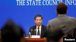 中国财政部长刘昆在北京出席记者会。（2022年2月22日）