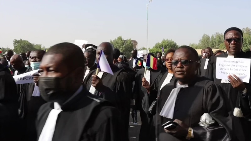 Les magistrats tchadiens marchent pour le respect des droits humains