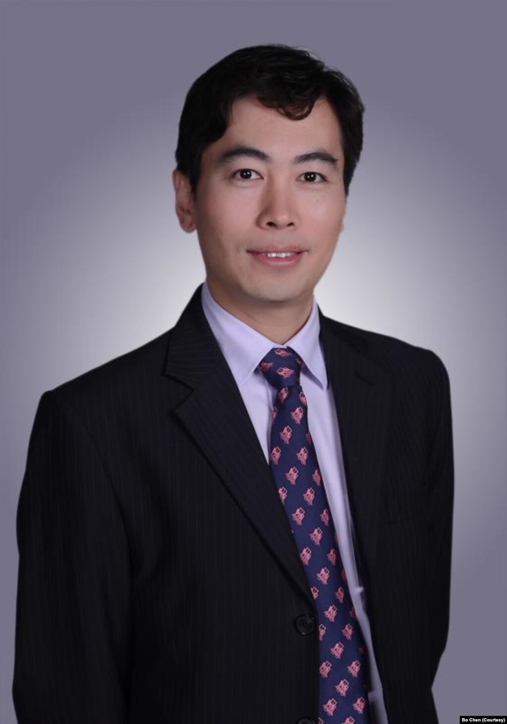 武汉光谷自贸科技研究院院长，华中科技大学教授陈波(photo:VOA)