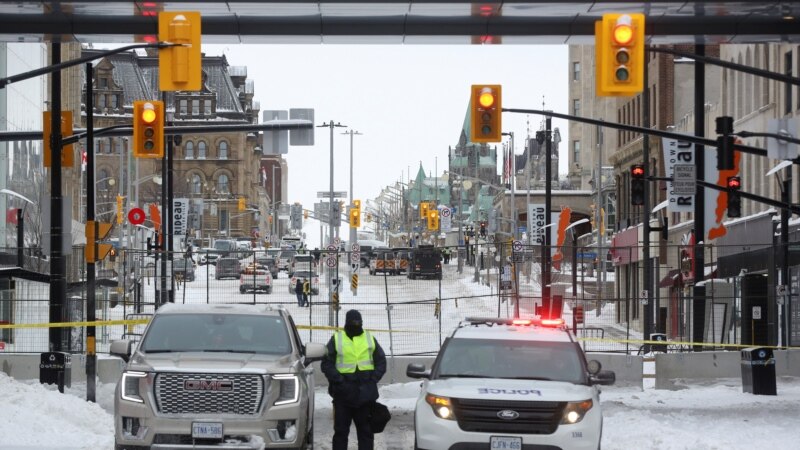 Covid-19: le Canada annonce la fin des mesures sanitaires aux frontières