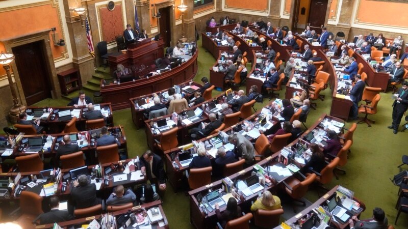 Republican Lawmakers in Several US States Bar Journalists From House Floors