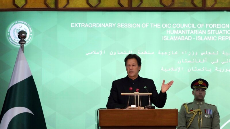 Pakistan's PM Urges Peaceful End to Ukraine Crisis Ahead of Visit to Russia