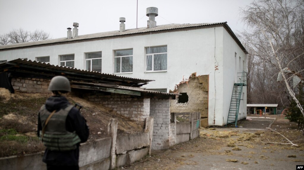 Separatistët në Ukrainën lindore njoftojnë se do të evakuojnë banorët e rajoneve pro-ruse