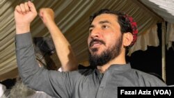 منظور پشتين په کراچۍ د پي ټي اېم پرلت ته وينا کوي