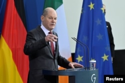 Kanselir Jerman Olaf Scholz di Berlin, 22 Februari 2022. (John Macdougall/Pool via REUTERS)
