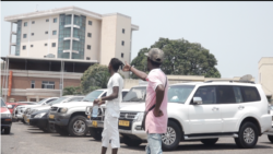 A Libreville, les "jeunes combattants pour le développement" se prennent en charge