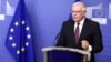 Евросоюз ввел персональные санкции против Путина и Лаврова