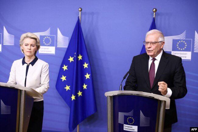 Avrupa Komisyonu Başkanı Ursula von der Leyen ve AB Dış İlişkiler ve Güvenlik Yüksek Komiseri Josep Borrell