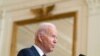 Presiden AS Joe Biden berbicara mengenai situasi terkini di Ukraina di Gedung Putih, Washington, pada 22 Februari 2022. (Foto: AP/Alex Brandon)
