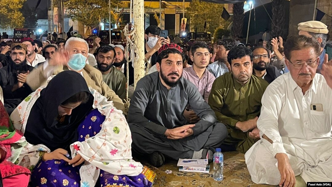 په کراچۍ کې د پي ټي اېم پرلت په اووه ورځ دوام لري