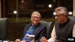 Bill Gates, left, and Faisal Sultan, the Special Assistance to Pakistan Prime Minister on Health, hold a press conferences in Islamabad on Feb. 17, 2022. (Photo courtesy Bill & Melinda Gates Foundation)
