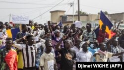 Les manifestants contre la junte, à N'Djamena, le 11 septembre 2021.