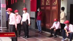 Sắc màu Tết Nguyên tiêu ở Sài Gòn
