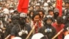 မုံရွာသပိတ်ခေါင်းဆောင် ကိုဝေမိုးနိုင်ကို ဆန္ဒပြပွဲတခုမှာတွေ့ရစဉ် (မတ် ၂၈၊ ၂၀၂၁)