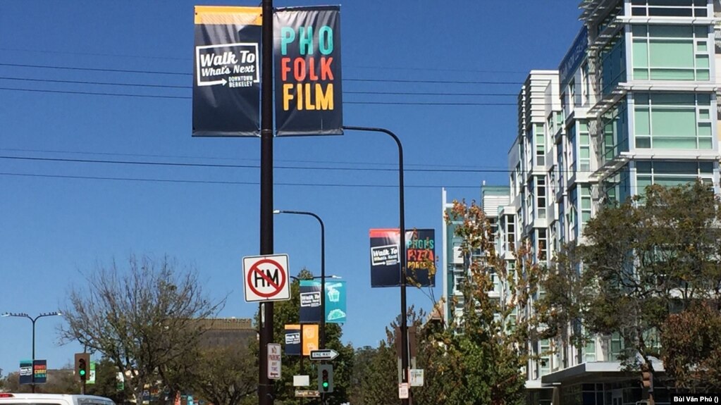 Phố Shattuck, downtown Berkeley năm 2019 với phở là một nét văn hoá của thành phố (Ảnh: Bùi Văn Phú)