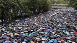 ဟောင်ကောင်ဆန္ဒပြမှု လူတသိန်းကျော်