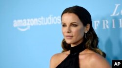 Kate Beckinsale pada malam pemutaran perdana film "Love & Friendship" di LA.