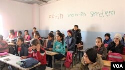 Displaced Kurdish children from Afrin learn their mother tongue Kurmanji