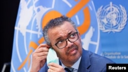 Tedros Adhanom Ghebreyesus, Direktur General Organisasi Kesehatan Dunia (WHO), menghadiri konferensi pers di Jenewa, Swiss, pada 20 Desember 2021. (Foto: Reuters/Denis Balibouse)