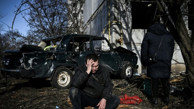 L'offensive russe en Ukraine a déjà fait 40 morts, Kiev promet de se défendre