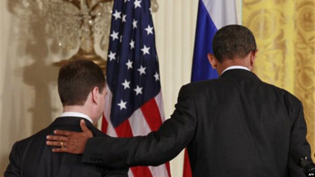 Prezident Barak Obama, qasamyod marosimidan ko’p o’tmay, barcha kelishmovchiliklarni ko’rib chiqib, Kreml bilan murosa qilishini aytgan edi.