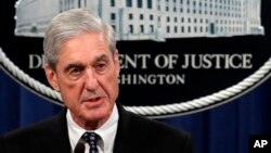 Mueller dijo el 29 de mayo que las políticas del Departamento de Justicia significaban que la investigación nunca terminaría con cargos criminales contra Trump.