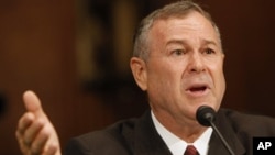 Dân biểu Dana Rohrabacher nói Trung Quốc, Iran, Bắc Triều Tiên và Nga đã dùng các vụ tấn công trên mạng nhắm vào các mục tiêu cơ sở hạ tầng chiến lược. Các mục tiêu này sẽ bị tấn công bằng cách khác, nếu chiến tranh xảy ra