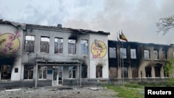 مدرسه‌ای در در آودیوکا، واقع در منطقه دونتسک اوکراین، که در جریان تهاجم روسیه ویران شده است (آرشیو)