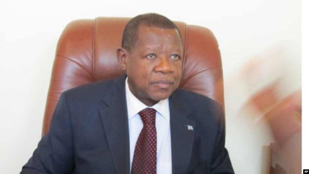 DRC Communication minister and government spokesman, Lambert Mende (file photo)