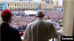 “Vengo a aprender de ustedes, de su fe, de su diversidad ante la adversidad”: dice el papa Francisco en la Plaza de Bolívar, Bogotá. Septiembre, 7, 2017.