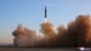 Una foto del misil lanzado el domingo 19 de marzo de 2023 por Corea del Norte divulgada por la agencia de prensa oficial KCNA.