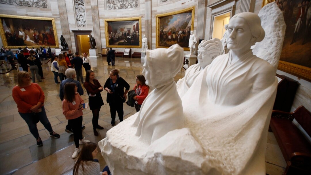 Seksual yosh blondalar bilan porno