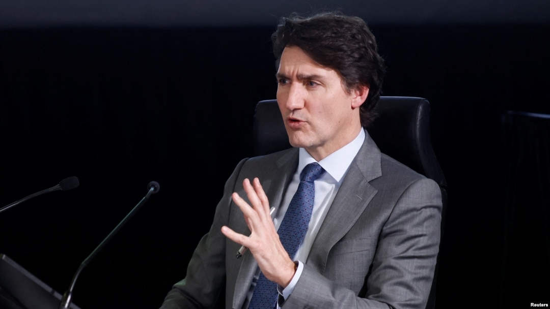 Perdana Menteri Kanada Justin Trudeau ambil bagian dalam sidang publik terkait penyelidikan terhadap dugaan campur tangan asing dalam pemilu Kanada, di Ottawa, Ontario, pada 10 April 2024. (Foto: Reuters/Blair Gable)