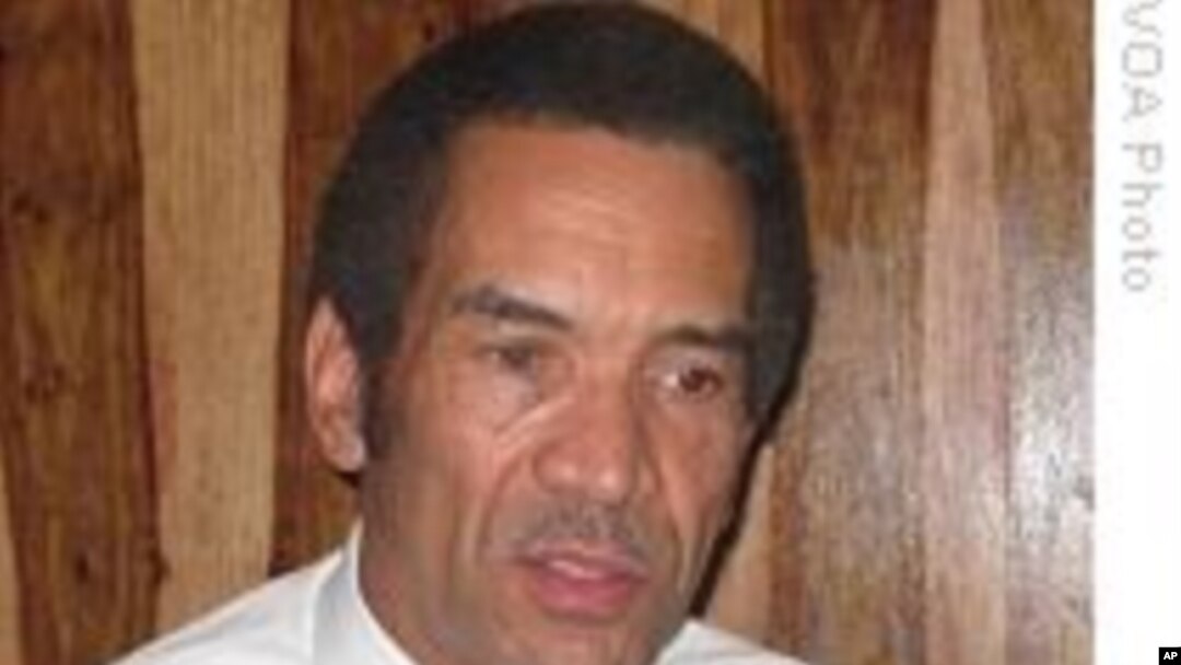 Botswana President Urges Democratic Reforms in African Trouble Spots