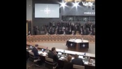 北约国防部长举行圆桌会议 