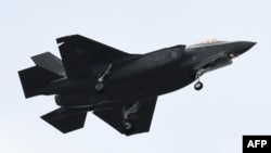 일본 항공자위대 소속 F-35 전투기.