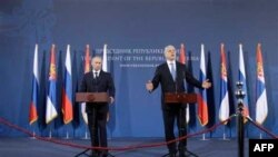 Premijer Rusije Vladimir Putin i predsednik Srbije Boris Tadić na konferenciji za novinare u Beogradu