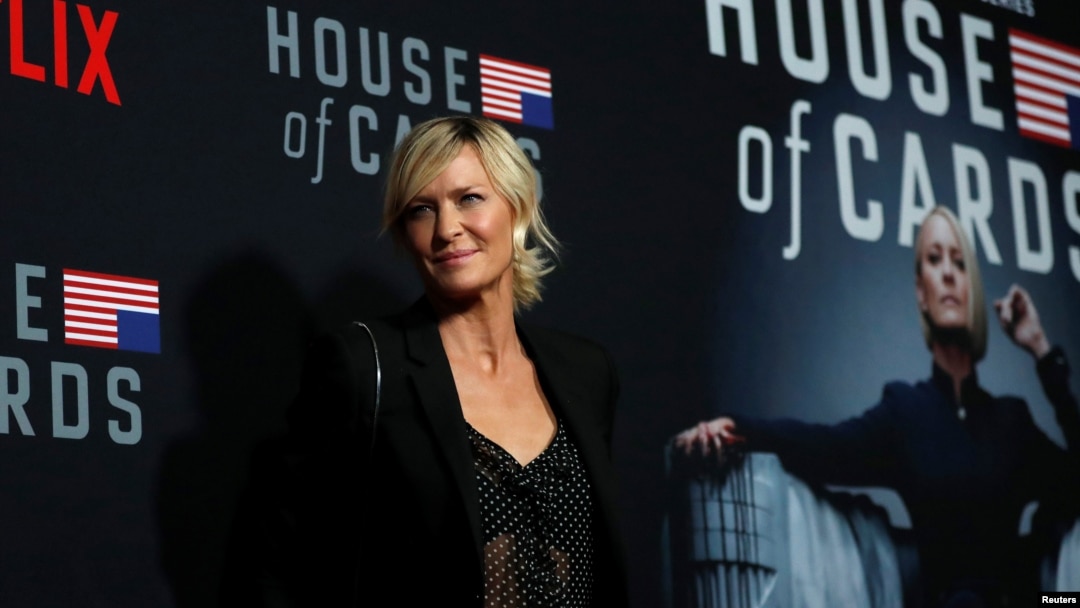 Cast member Robin Wright poses at a premiere for the television series "House of Cards" in Los Angeles, California, Oct. 22, 2018. 