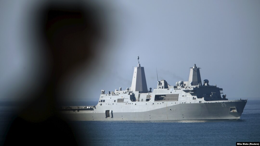 Plovilo USS Somerset prema kom se uputilo potonulo amfibijsko vozilo; ilustrativna fotografija (Foto: REUTERS/Mike Blake)