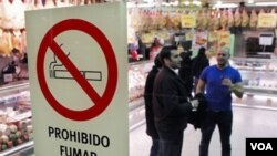 Muchos dueños de negocios aseguran que la medida podría afectar duramente a bares y restaurantes del país.