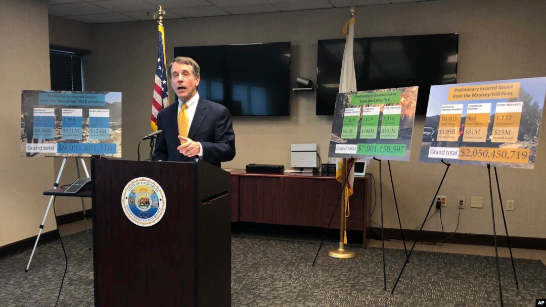 Komisaris Asuransi California, Dave Jones, berbicara tentang biaya dari kebakaran butan baru-baru ini dalam sebuah konferensi pers di Sacramento, California (foto: AP Photo/Kathleen Ronayne)