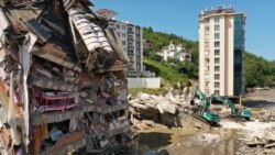 土耳其洪水至少77人死亡