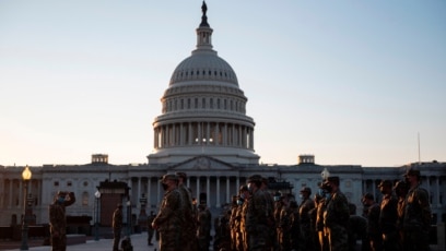 Vệ binh Quốc gia được huy động tới Điện Capitol, Washington, DC., ngày 12/1/2021.