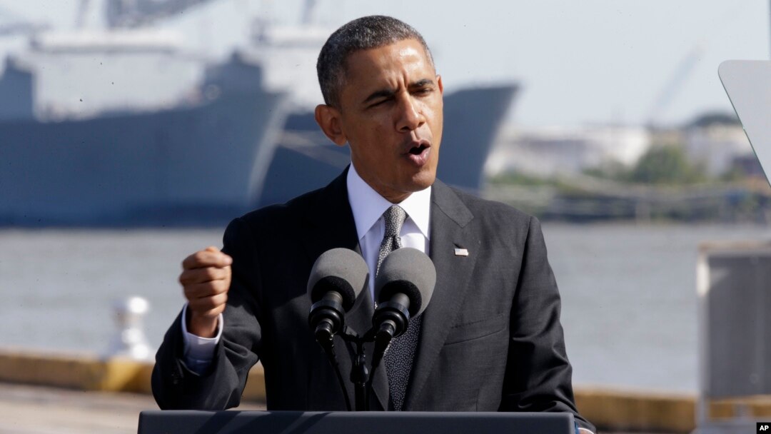 President Barack Obama speaks about the economy at the Port of New Orleans, Nov. 8, 2013.