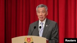 Perdana Menteri Singapura Lee Hsien Loong memberikan sambutan dalam jamuan makan ASEAN di Singapura, 27 April 2018.