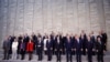 Grupna fotografija ministara spoljnih poslova zemalja članica NATO-a (Foto: Johanna Geron / POOL / AFP)