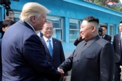 Tres reuniones entre el expresidente de EE.UU. Donald Trump y el líder norcoreano Kim Jong Un no lograron persuadir a Pyongyang a abandonar su programa nuclear.