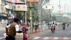 Polisi Penari Moonwalk di Indore, India